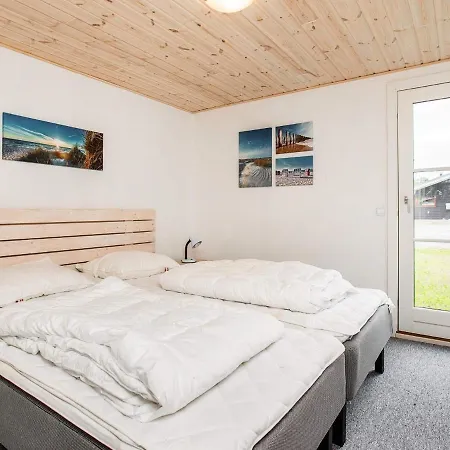 6 Person In Idestrup * Boto By