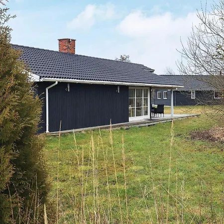 6 Person In Idestrup Boto By